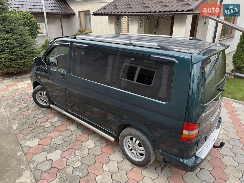 Мінівен Volkswagen Transporter 2005 в Снятині