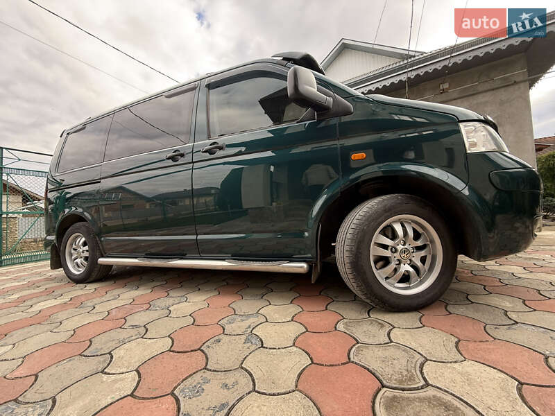 Мінівен Volkswagen Transporter 2005 в Снятині