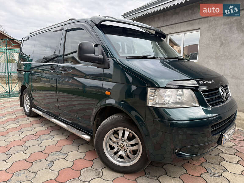 Мінівен Volkswagen Transporter 2005 в Снятині