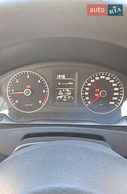 Минивэн Volkswagen Transporter 2014 в 