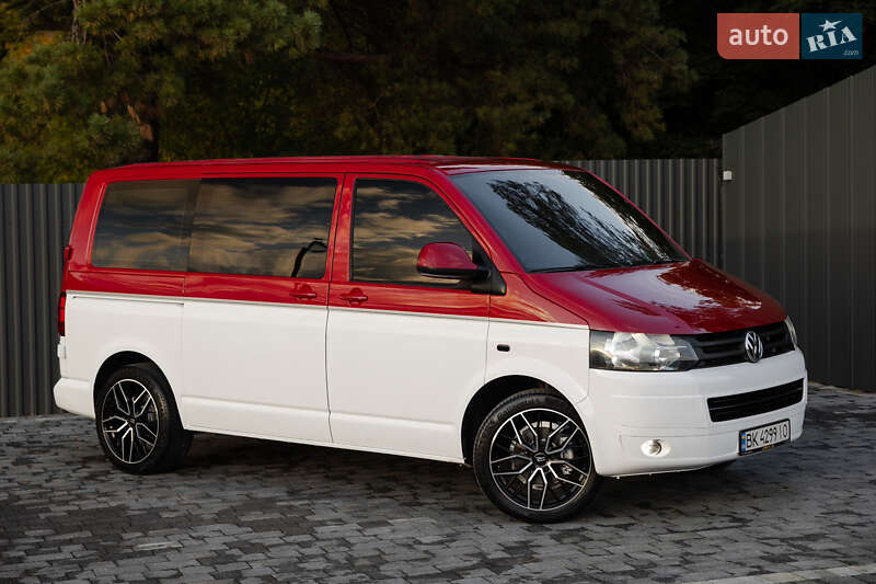 Грузопассажирский фургон Volkswagen Transporter 2011 в Ровно фото 3 Грузопассажирский фургон Volkswagen Transporter 2011 в Ровно