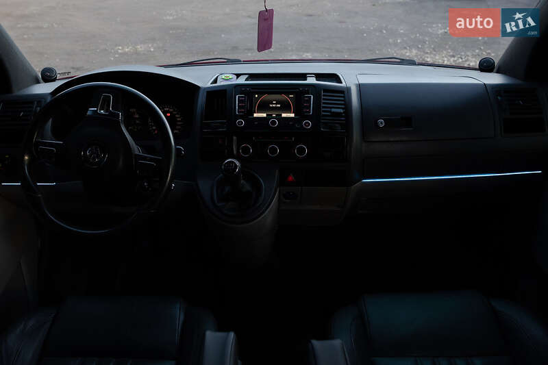 Грузопассажирский фургон Volkswagen Transporter 2011 в Ровно фото 56 Грузопассажирский фургон Volkswagen Transporter 2011 в Ровно