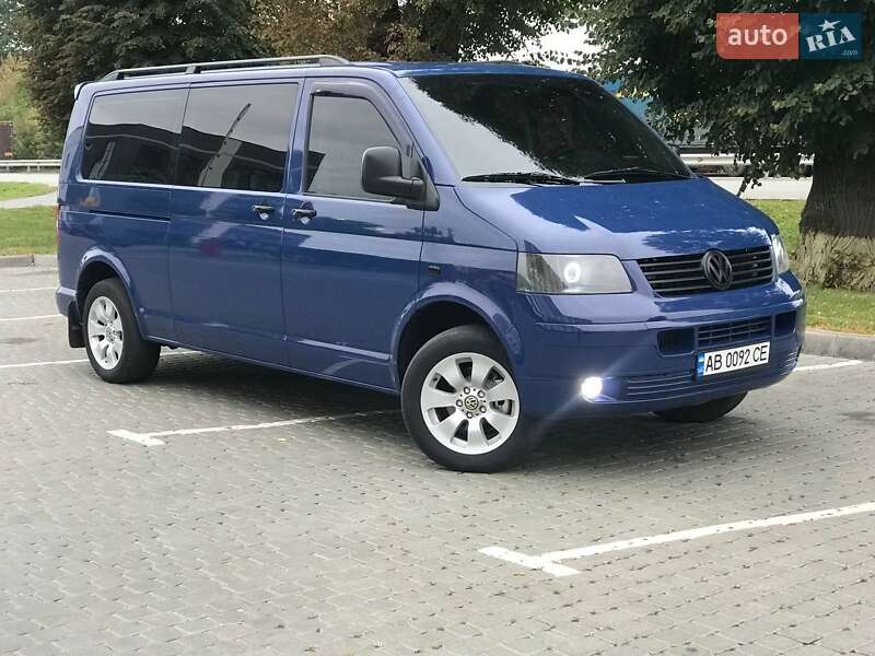 Минивэн Volkswagen Transporter 2006 в Виннице