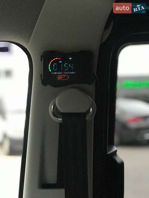 Минивэн Volkswagen Transporter 2006 в Виннице