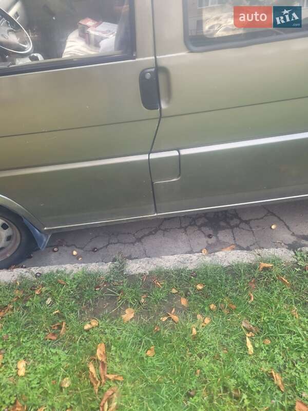 Мінівен Volkswagen Transporter 1992 в Трускавці фото 4 Мінівен Volkswagen Transporter 1992 в Трускавці
