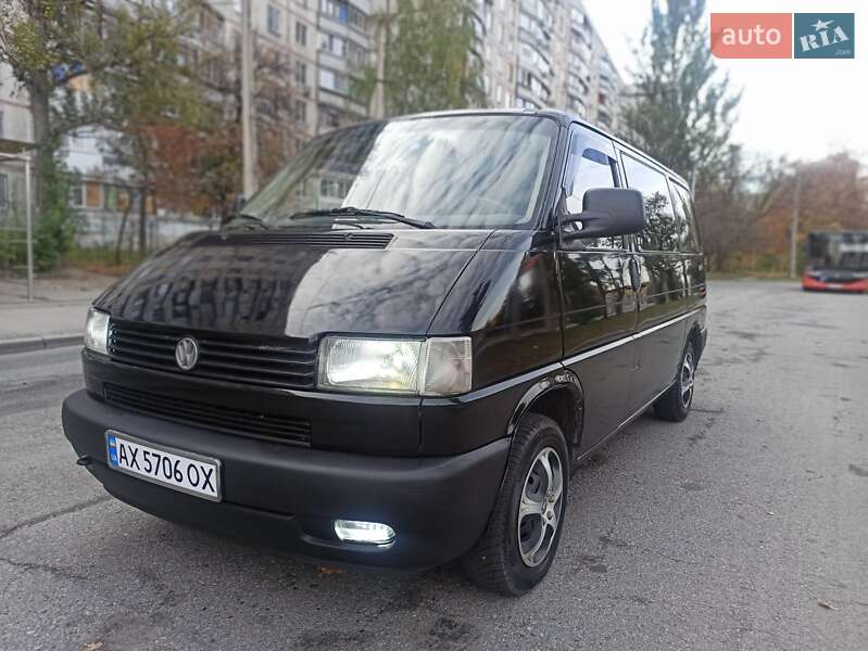 Минивэн Volkswagen Transporter 1998 в 