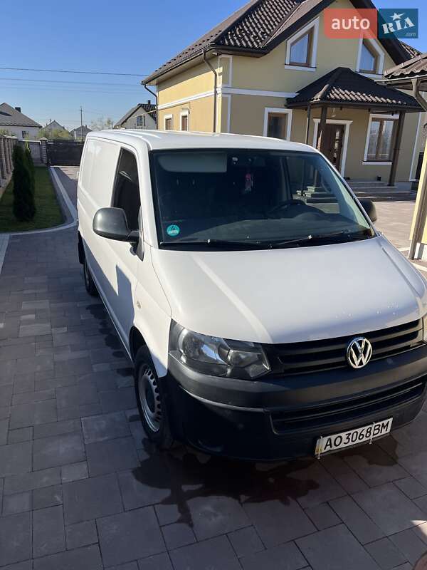 Вантажний фургон Volkswagen Transporter 2015 в Івано-Франківську фото 3 Вантажний фургон Volkswagen Transporter 2015 в Івано-Франківську