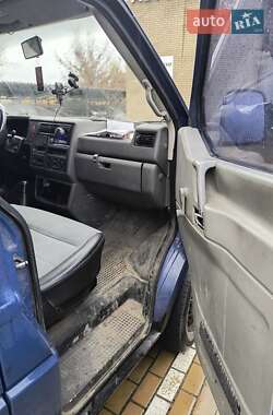 Грузовой фургон Volkswagen Transporter 2001 в 