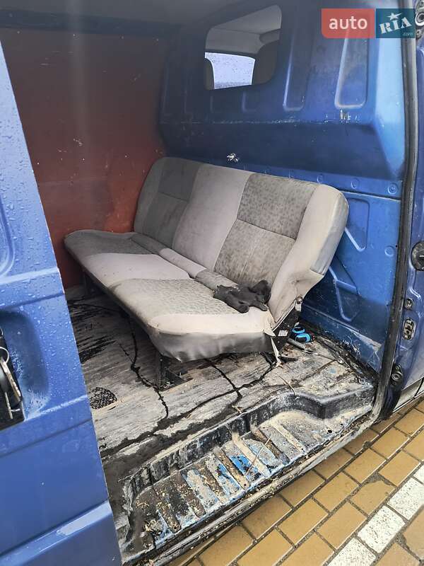 Вантажний фургон Volkswagen Transporter 2001 в Харкові фото 11 Вантажний фургон Volkswagen Transporter 2001 в Харкові