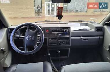Грузовой фургон Volkswagen Transporter 2001 в 