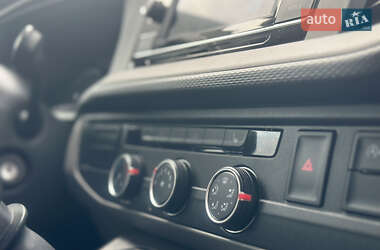 Грузовой фургон Volkswagen Transporter 2023 в  фото 58 Грузовой фургон Volkswagen Transporter 2023 в
