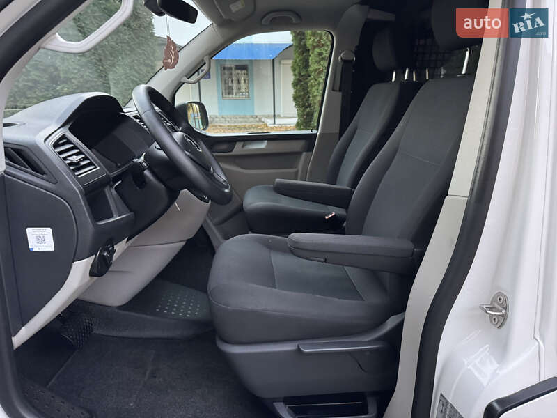 Вантажний фургон Volkswagen Transporter 2018 в Рівному фото 24 Вантажний фургон Volkswagen Transporter 2018 в Рівному
