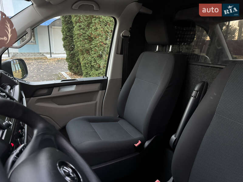 Вантажний фургон Volkswagen Transporter 2018 в Рівному фото 25 Вантажний фургон Volkswagen Transporter 2018 в Рівному