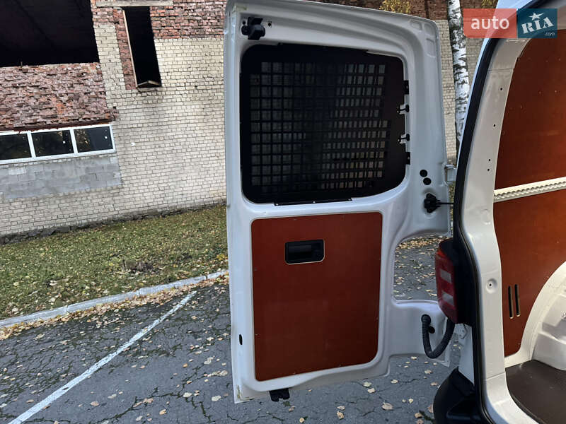 Вантажний фургон Volkswagen Transporter 2018 в Рівному фото 52 Вантажний фургон Volkswagen Transporter 2018 в Рівному