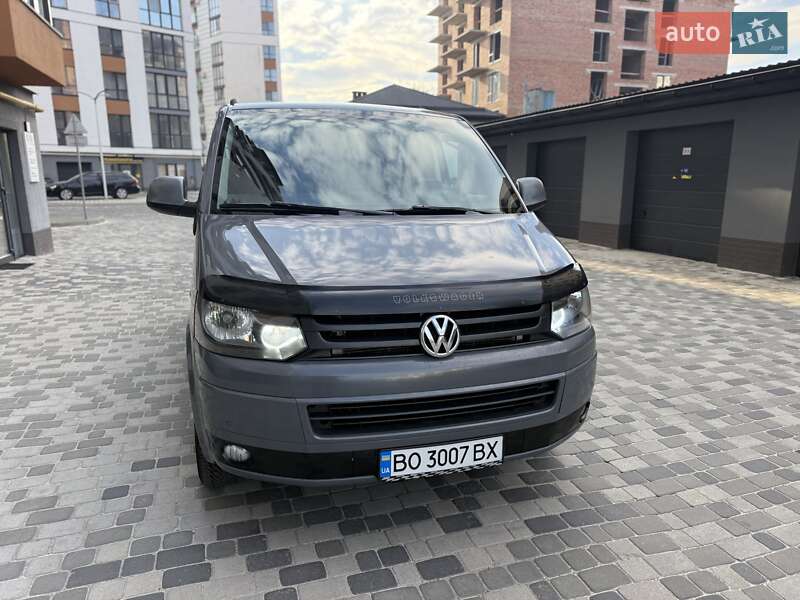 Минивэн Volkswagen Transporter 2014 в Ивано-Франковске