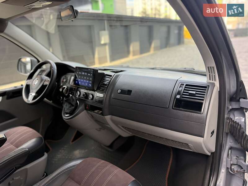 Минивэн Volkswagen Transporter 2014 в Ивано-Франковске