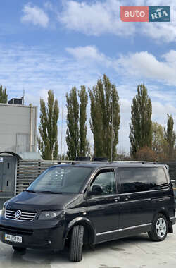 Минивэн Volkswagen Transporter 2009 в 