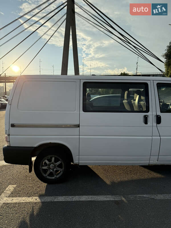 Мінівен Volkswagen Transporter 2003 в Києві фото 4 Мінівен Volkswagen Transporter 2003 в Києві