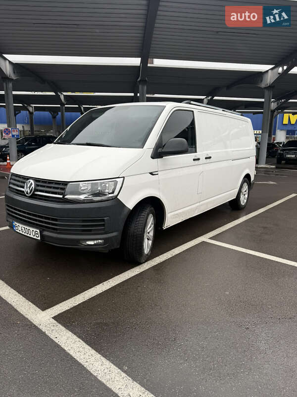Грузовой фургон Volkswagen Transporter 2015 в Львове фото Грузовой фургон Volkswagen Transporter 2015 в Львове