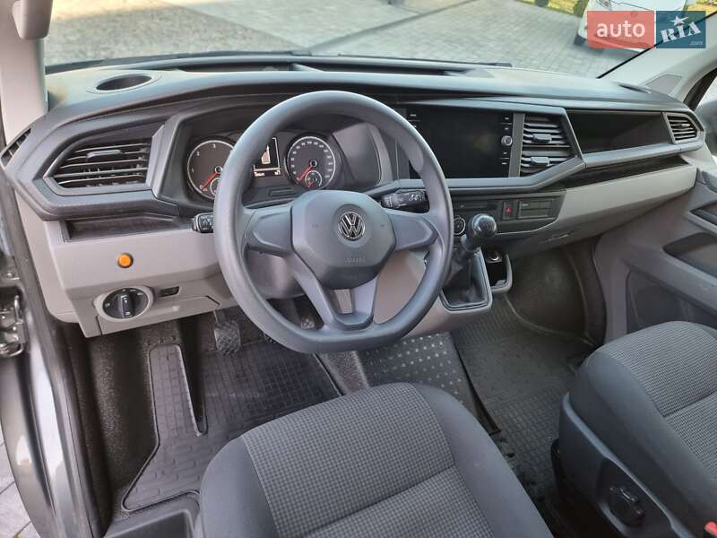 Грузовой фургон Volkswagen Transporter 2020 в Радивилове