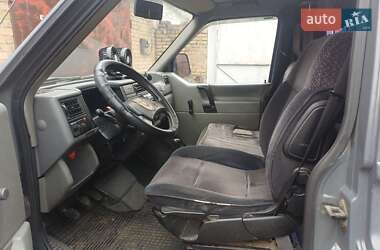 Минивэн Volkswagen Transporter 1996 в Киеве