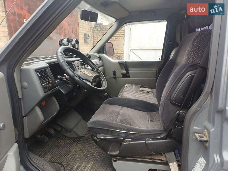 Минивэн Volkswagen Transporter 1996 в Киеве фото Минивэн Volkswagen Transporter 1996 в Киеве
