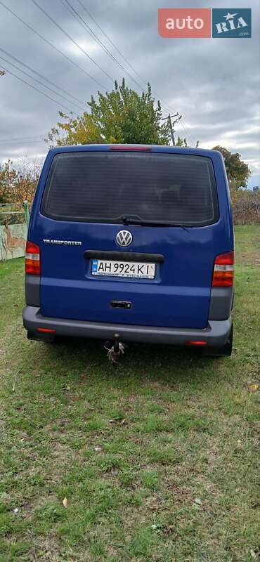 Минивэн Volkswagen Transporter 2007 в Градижске
