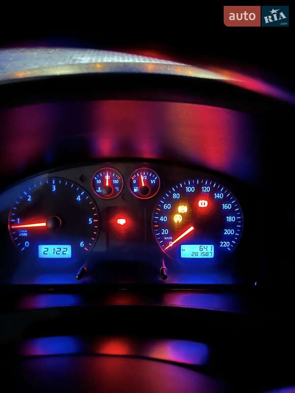 Минивэн Volkswagen Transporter 2009 в Харькове фото 6 Минивэн Volkswagen Transporter 2009 в Харькове