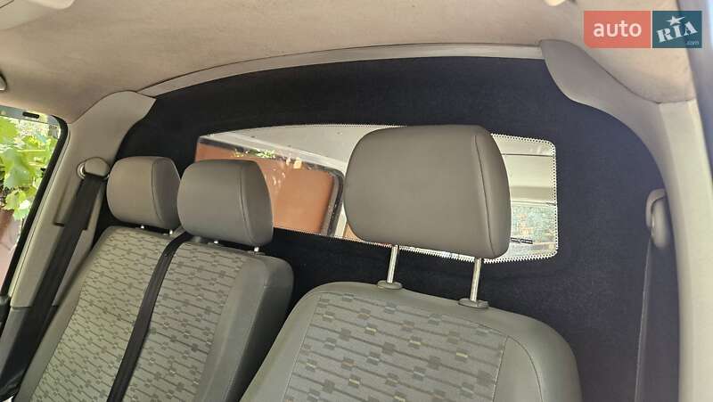 Грузовой фургон Volkswagen Transporter 2013 в Белгороде-Днестровском
