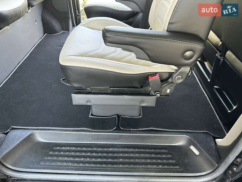 Грузопассажирский фургон Volkswagen Transporter 2016 в Киеве фото 15 Грузопассажирский фургон Volkswagen Transporter 2016 в Киеве