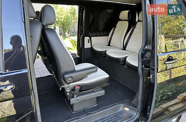Вантажопасажирський фургон Volkswagen Transporter 2016 в Києві