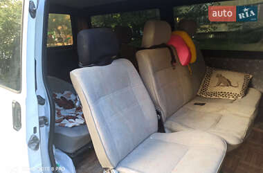 Минивэн Volkswagen Transporter 2002 в Киеве