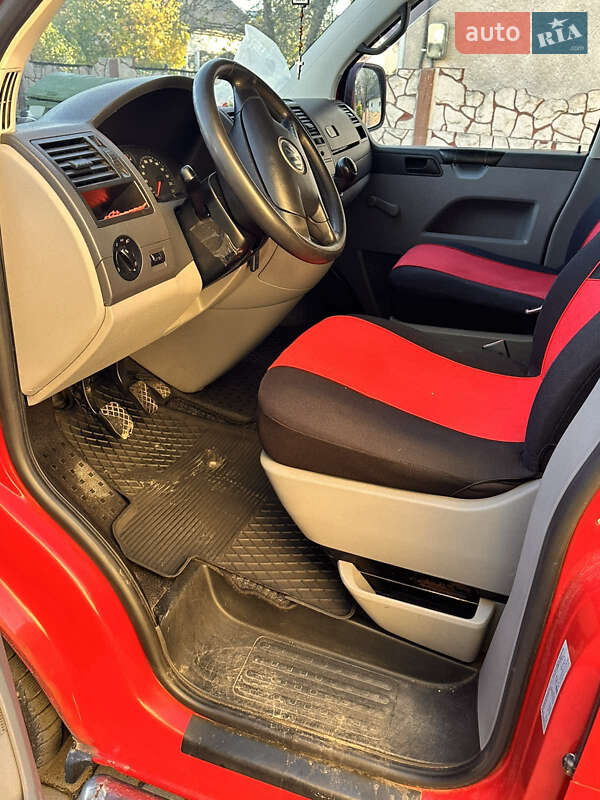 Минивэн Volkswagen Transporter 2003 в Николаеве