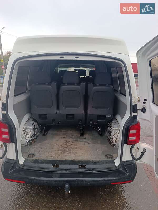 Минивэн Volkswagen Transporter 2016 в Мостиске