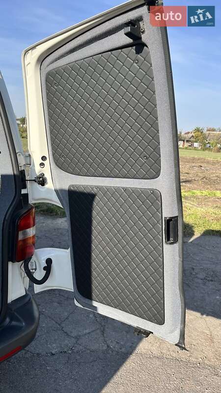 Мінівен Volkswagen Transporter 2005 в Тернополі фото 11 Мінівен Volkswagen Transporter 2005 в Тернополі