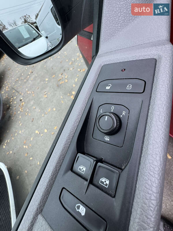 Вантажний фургон Volkswagen Transporter 2021 в Києві фото 17 Вантажний фургон Volkswagen Transporter 2021 в Києві