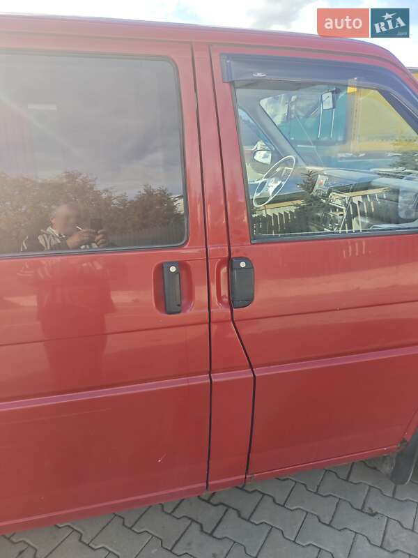 Минивэн Volkswagen Transporter 2003 в Рожище