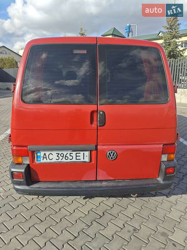 Минивэн Volkswagen Transporter 2003 в Рожище