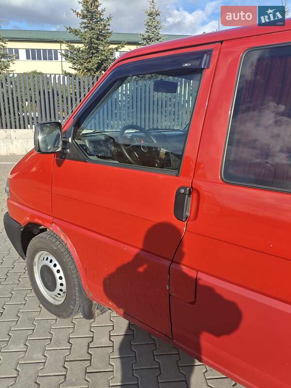Минивэн Volkswagen Transporter 2003 в Рожище