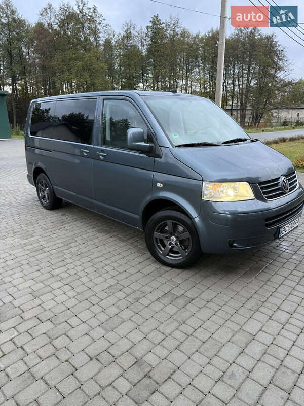 Мінівен Volkswagen Transporter 2008 в Яворові