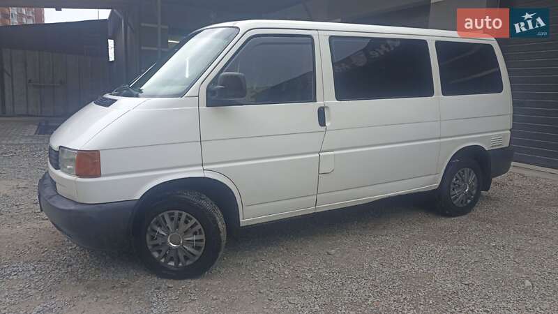 Минивэн Volkswagen Transporter 2000 в Тернополе