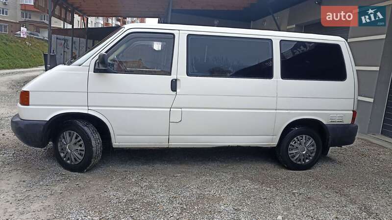 Минивэн Volkswagen Transporter 2000 в Тернополе