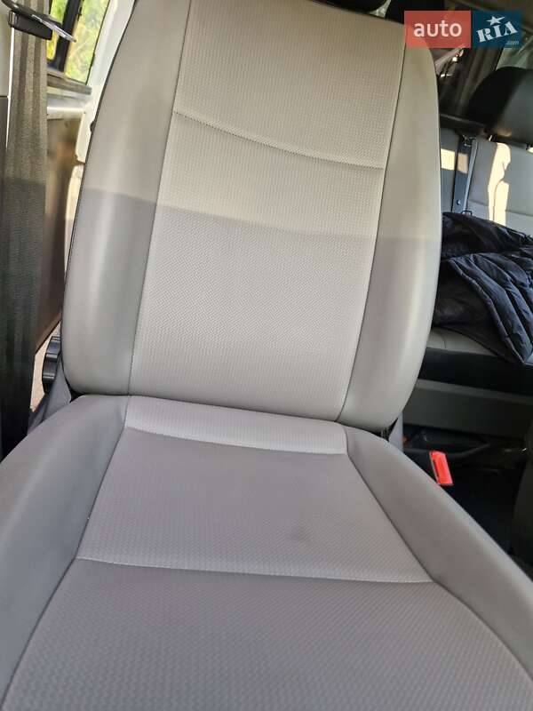 Мінівен Volkswagen Transporter 2021 в Києві