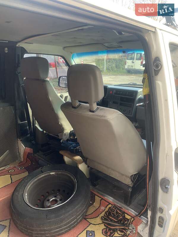 Минивэн Volkswagen Transporter 2001 в Киеве фото 13 Минивэн Volkswagen Transporter 2001 в Киеве
