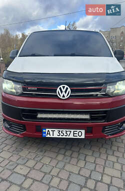 Грузопассажирский фургон Volkswagen Transporter 2010 в Тернополе