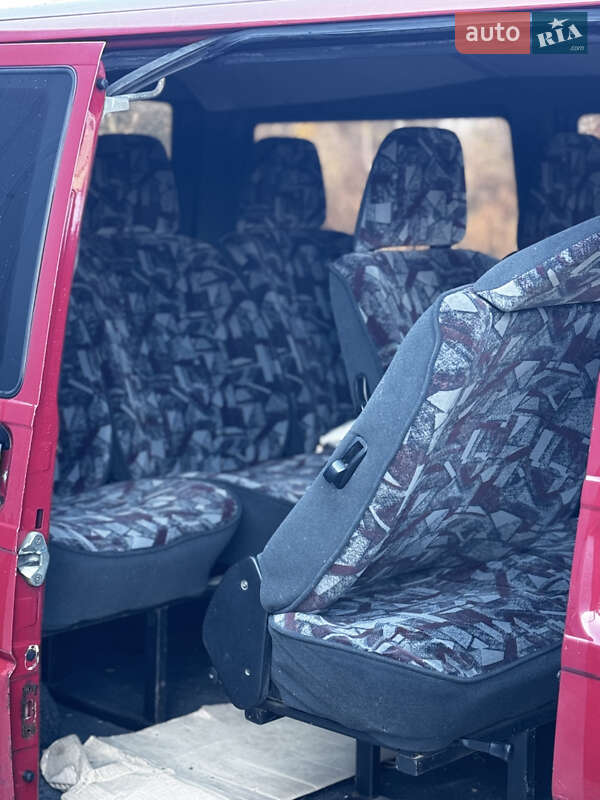 Минивэн Volkswagen Transporter 1996 в Коломые