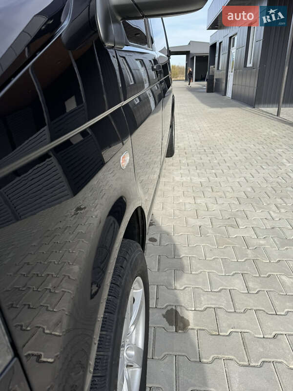 Грузовой фургон Volkswagen Transporter 2013 в Врадиевке