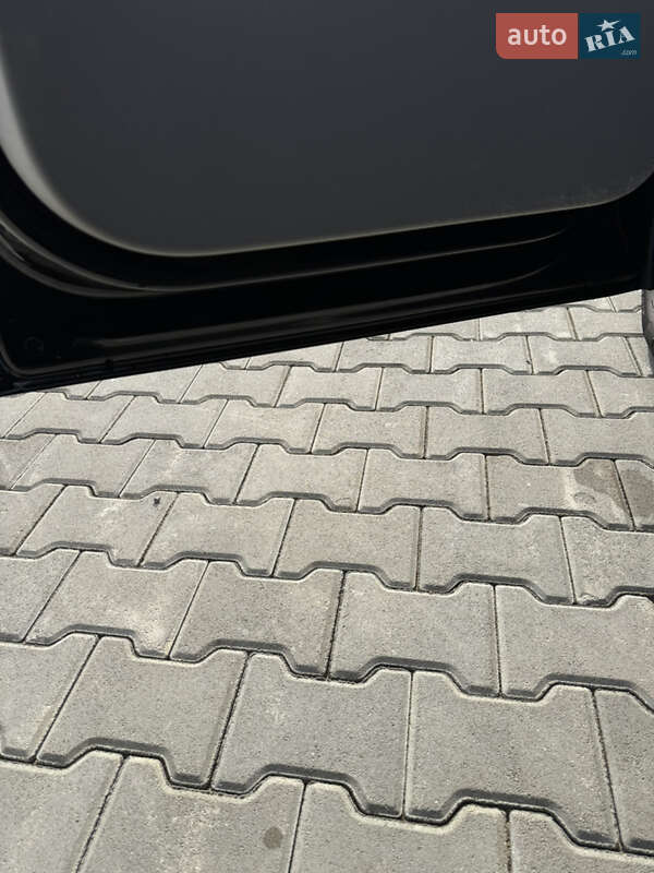 Грузовой фургон Volkswagen Transporter 2013 в Врадиевке