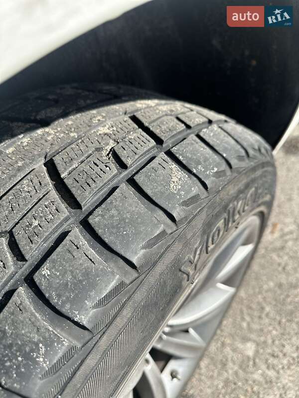 Вантажний фургон Volkswagen Transporter 2013 в Києві