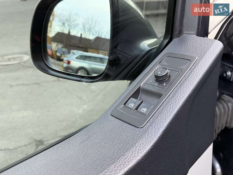 Минивэн Volkswagen Transporter 2016 в Ровно фото 10 Минивэн Volkswagen Transporter 2016 в Ровно